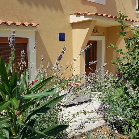 Apartman Studio Lu Nerezine Esterno foto