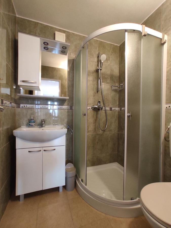 Apartman Studio Lu Nerezine Esterno foto